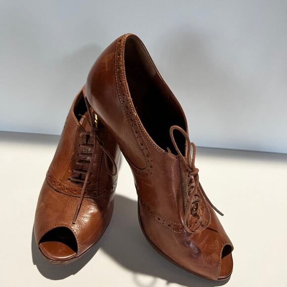 COLE HAAN size 7 1/2 B women’s, open toe leather pump - Picture 3 of 12